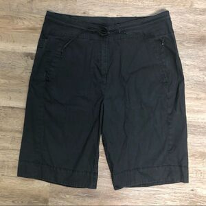 Woolrich Women’s Black Shorts Size S